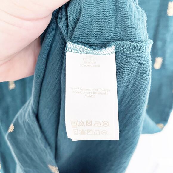 Boden Paulina Jersey Knit Dress in Golden Foil Pineapple Print - Picture 6 of 7